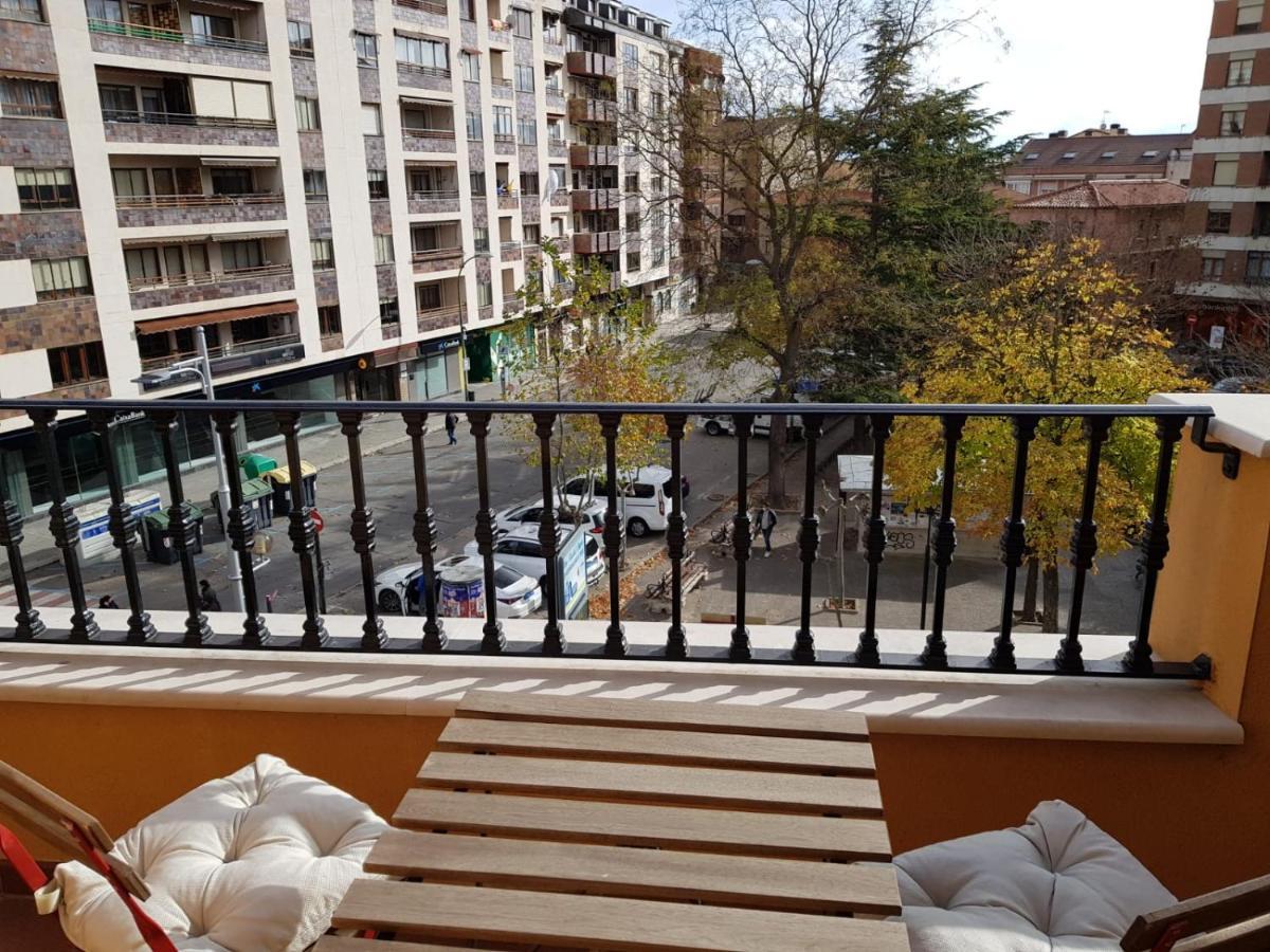 Apartamentos Aranda - Atico Duero اراندا دي دويرو المظهر الخارجي الصورة